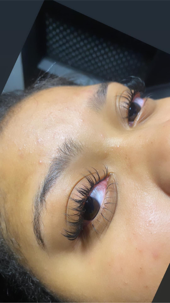 Classic lashes at PrimaLash&Brow in McKeesport, PA