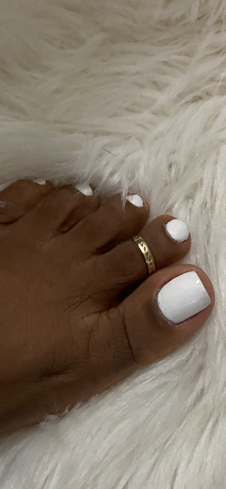 Gel pedicure