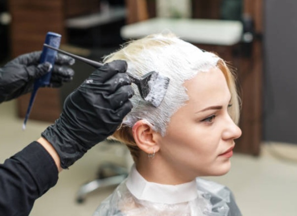 Platinum Card W/cut at HAIR BY SARA in Eldorado, AR