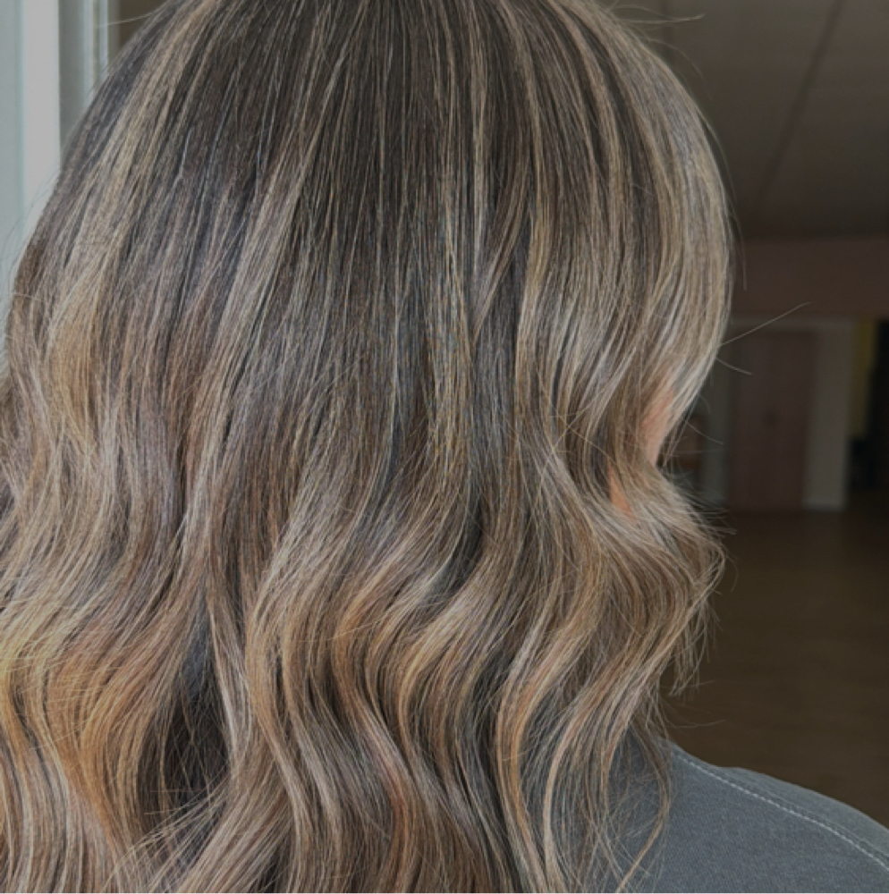 Shine Bright at Wildflower Beauty Salon in Sinton, TX