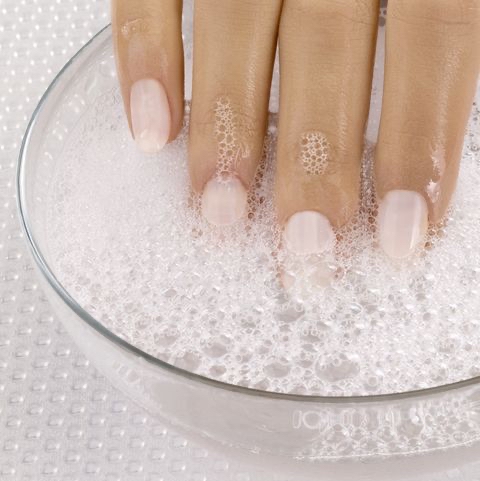 Nails Soak Off