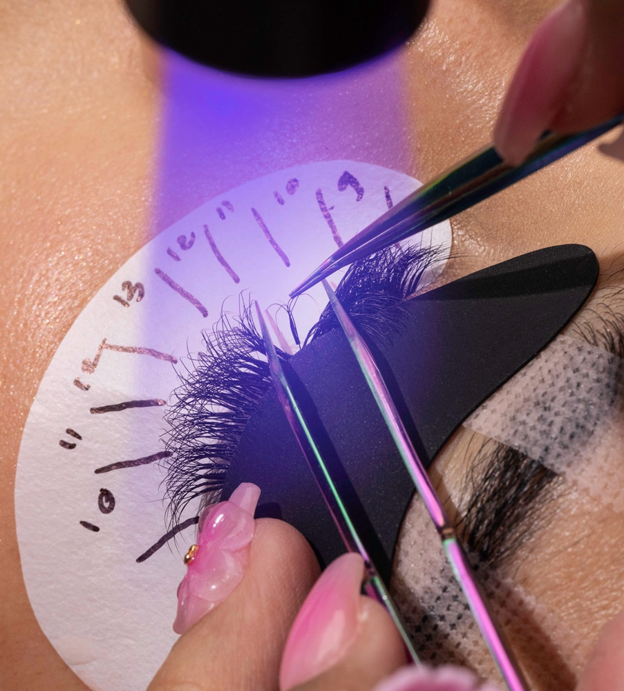 4 Week Hybrid Lash Fill UV LED