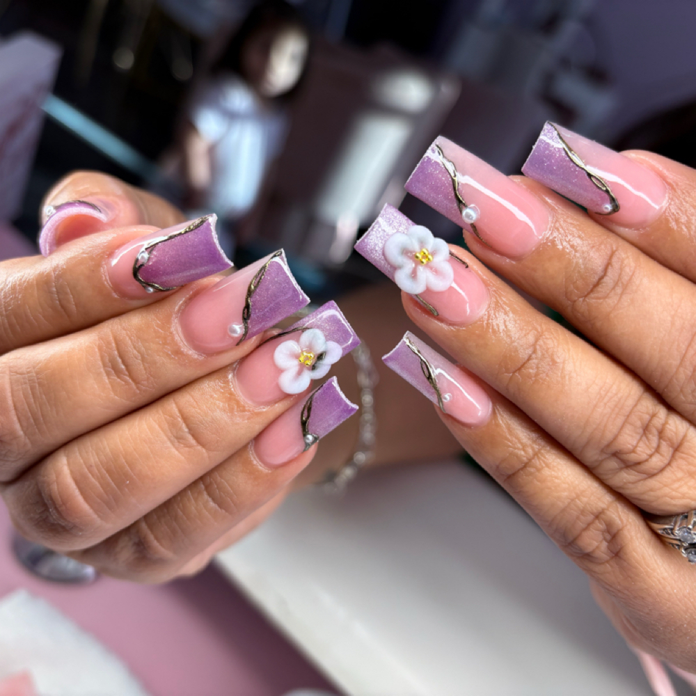 Acrylic at Nailzbyashh in El Paso, TX