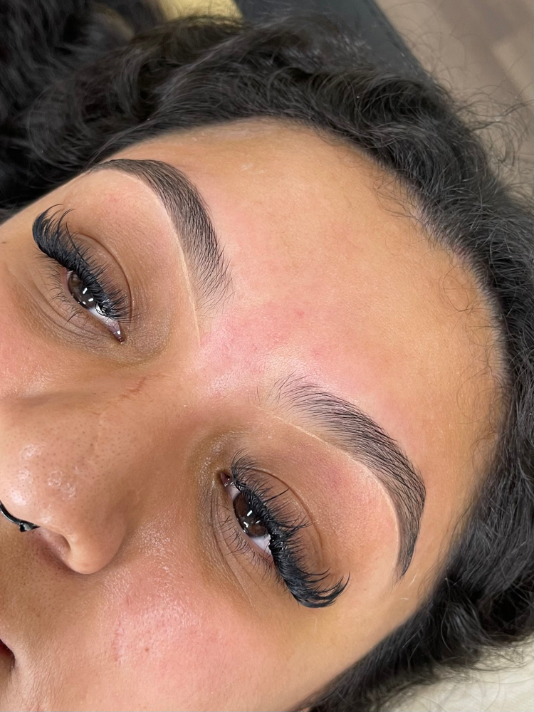 Deluxe Brows