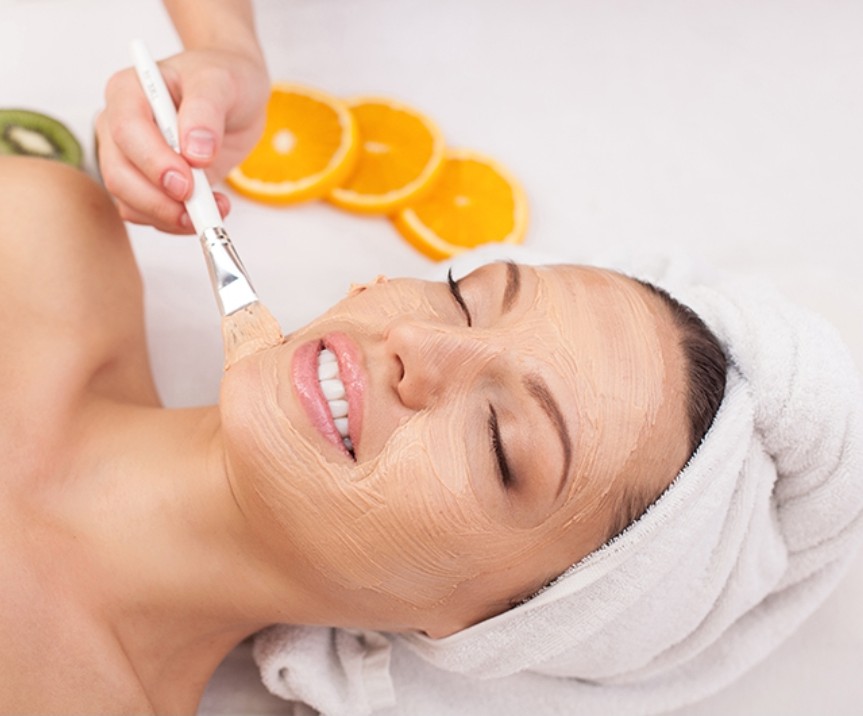 Vitamin C Brightening Facial