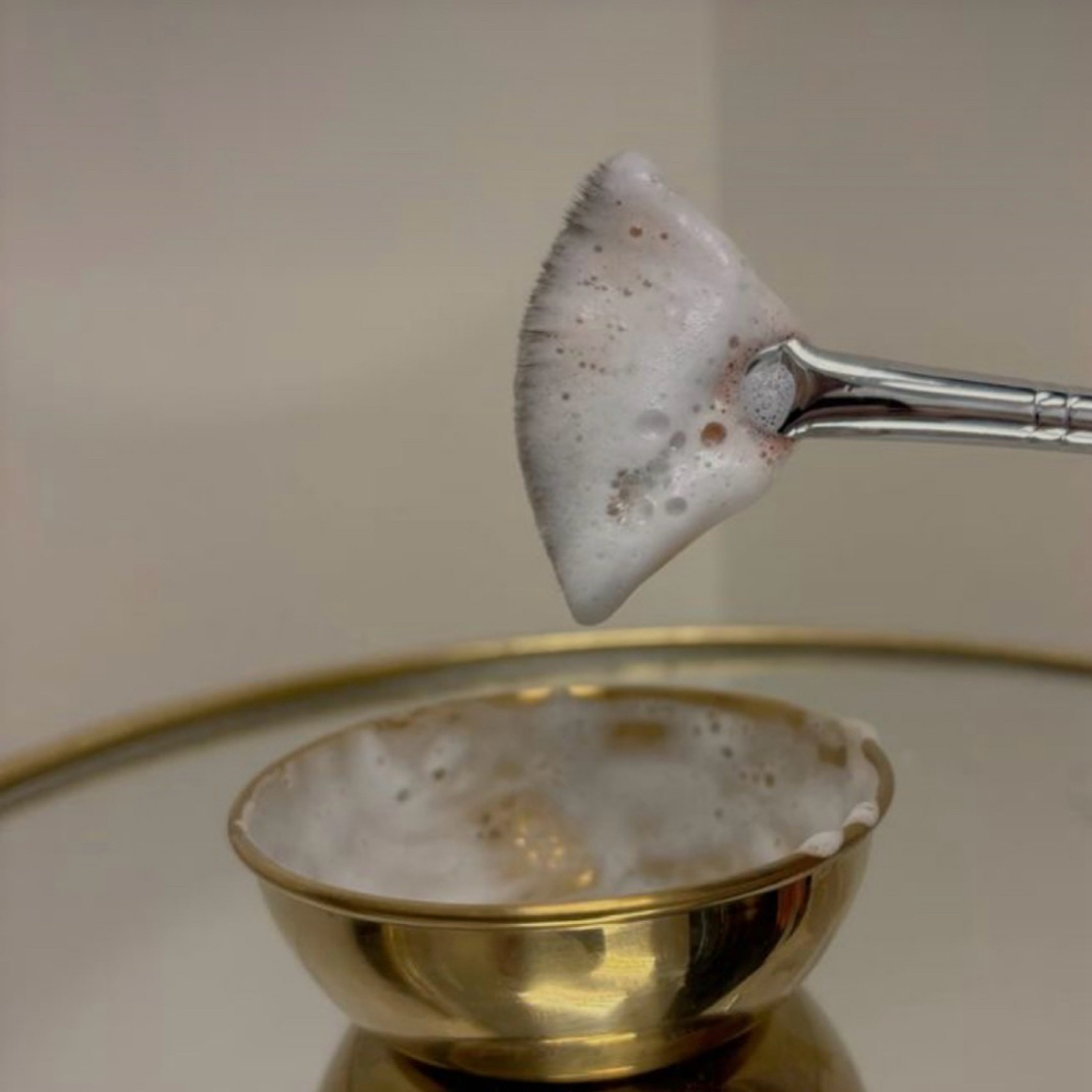 The 90 Min Lavish Facial