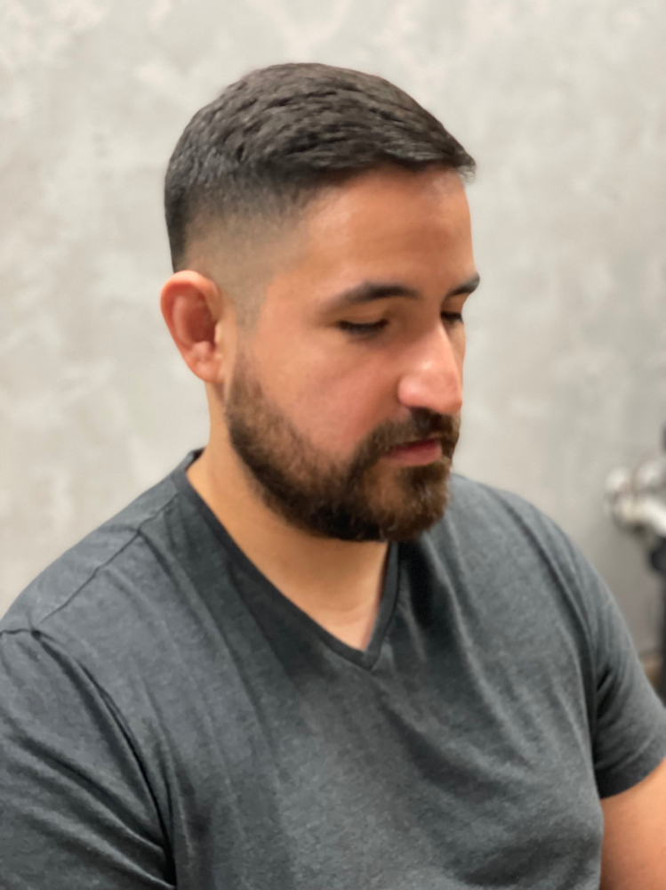 Gentlemen‘s Haircut at The Corner Vault in Selma, TX