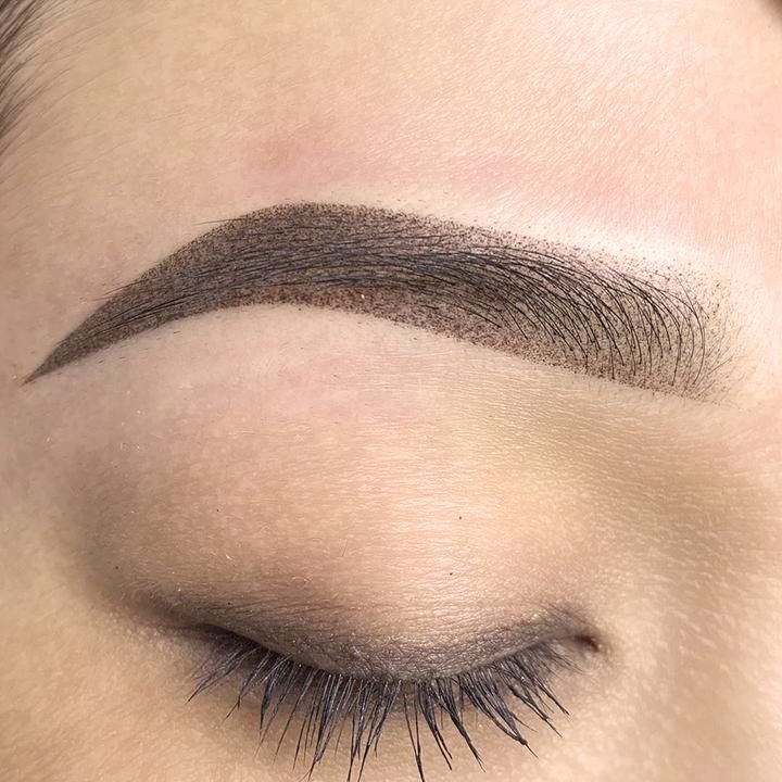 Powder brows at María Botero PMU in Ashburn, VA