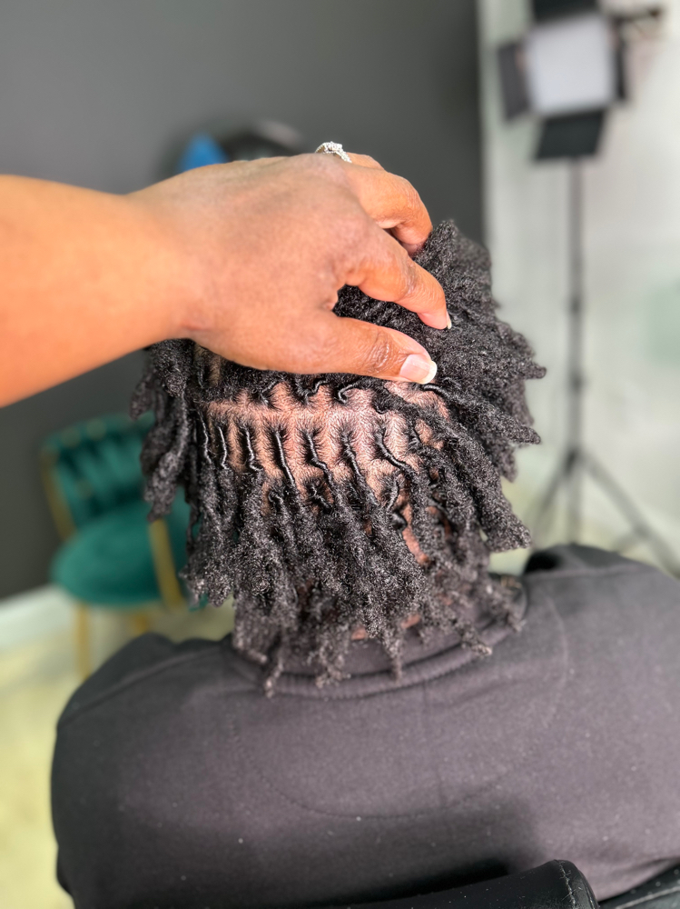 Traditional loc Retwist w/ Shampoo