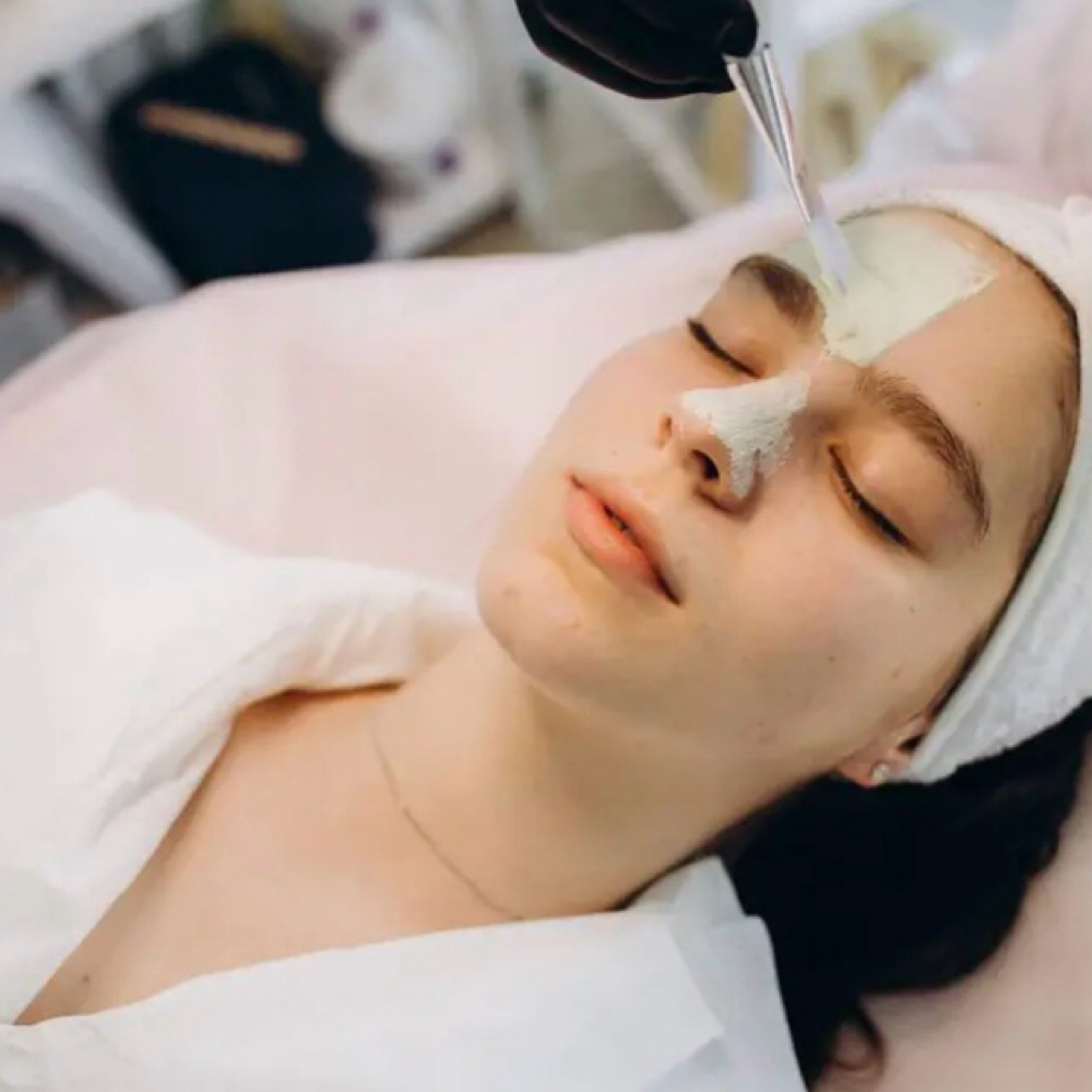 Teen Facial at Vida Lux Salon And Suites in Weatherford, TX