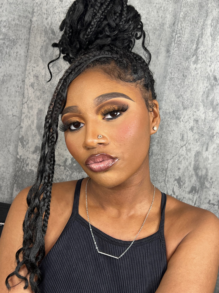 All Dolled Up: Full Glam