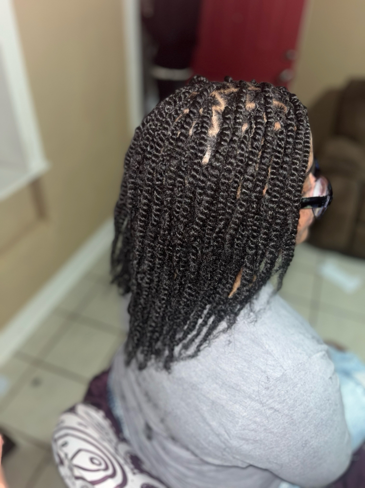 Kinky Twist at Monaye’s in Lubbock, TX