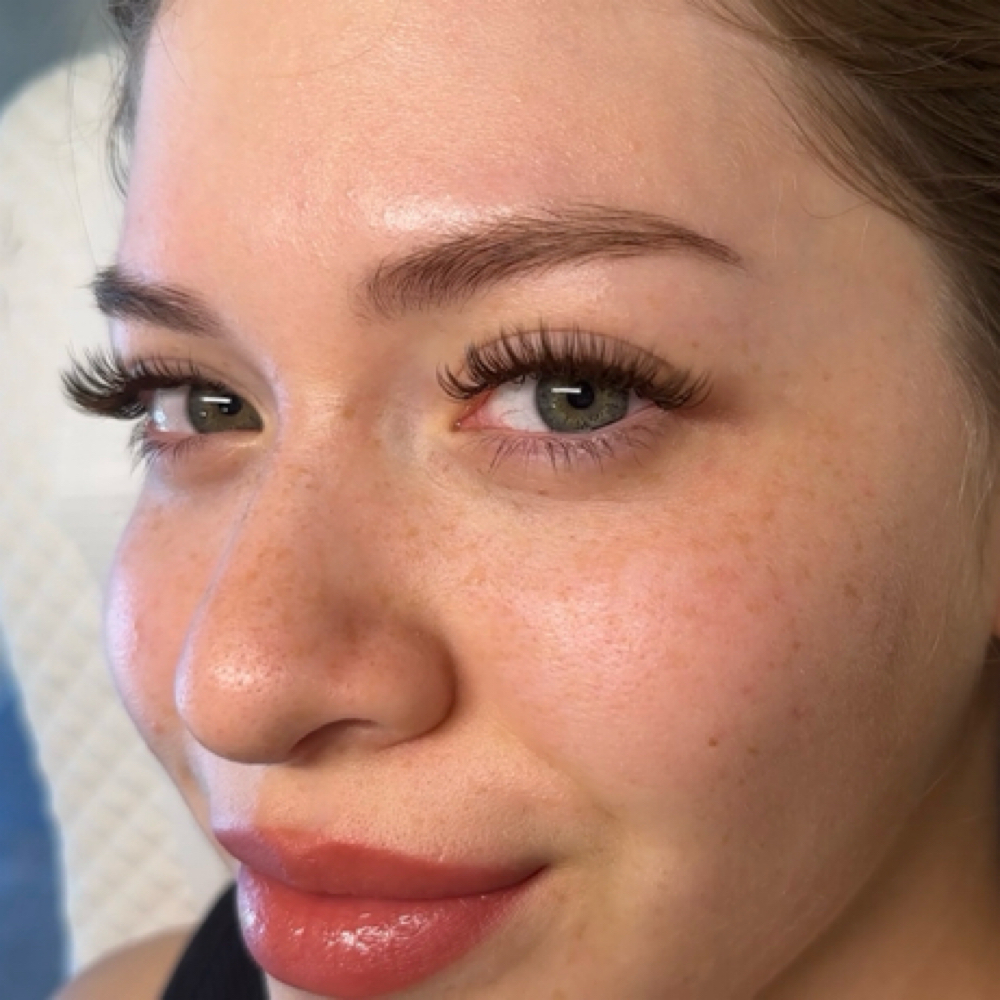 Hybrid fullset at Shea Aesthetics in Green Valley, AZ