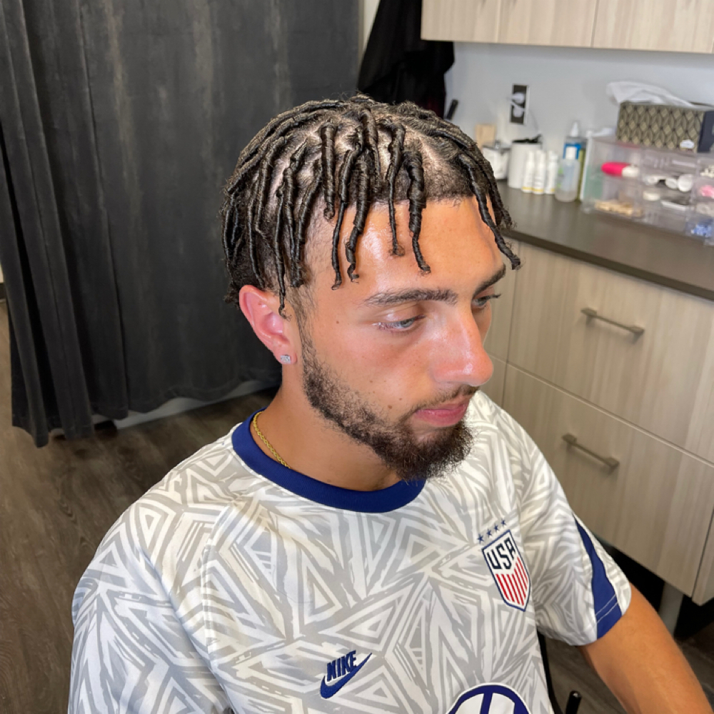 Loc Retwist Short Locs To Chin