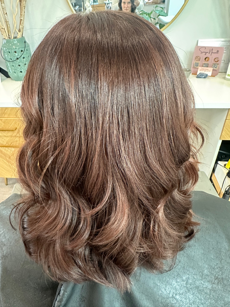 Womens Cut, Retouch And Style