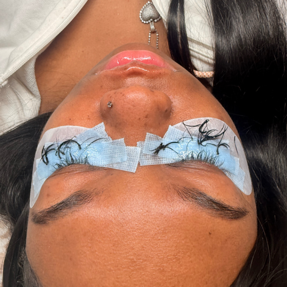 Removal at noir lashparlour in Philadelphia, PA
