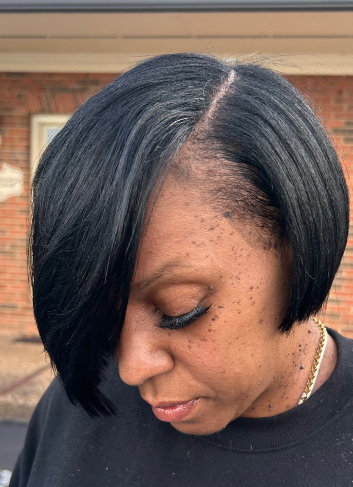 Shampoo & Style Natural/Mid Length at Suite 1111 in Chattanooga, TN