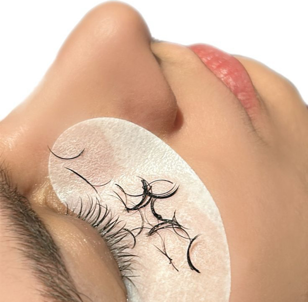 Eyelash Removal