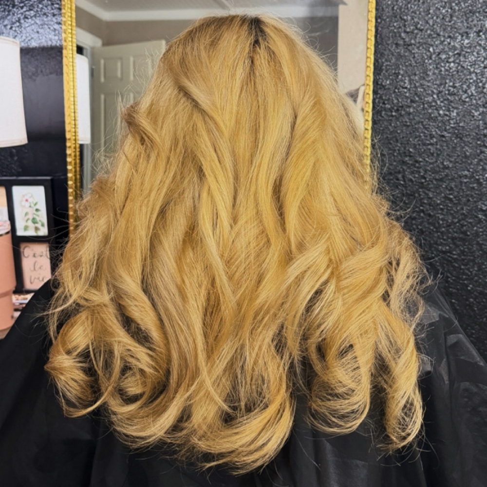 Bleach Retouch at Aubrey’s Hair Bar in San Angelo, TX