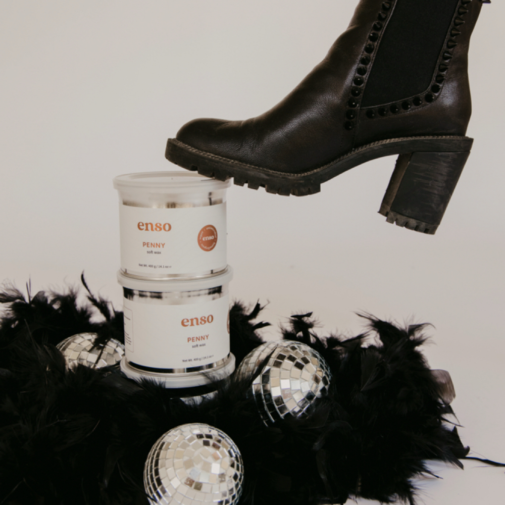 Full Leg Wax at Luna Esthetics in Leesburg, GA