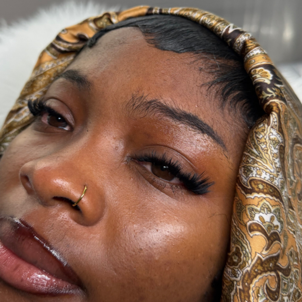 Freestyle Lash Set at LUXE BEAUTÉ Co. in LAUREL, MD