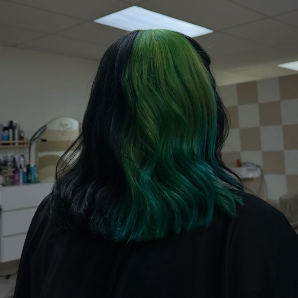 Custom Color at Beauty X Sammy in Plainfield, IL