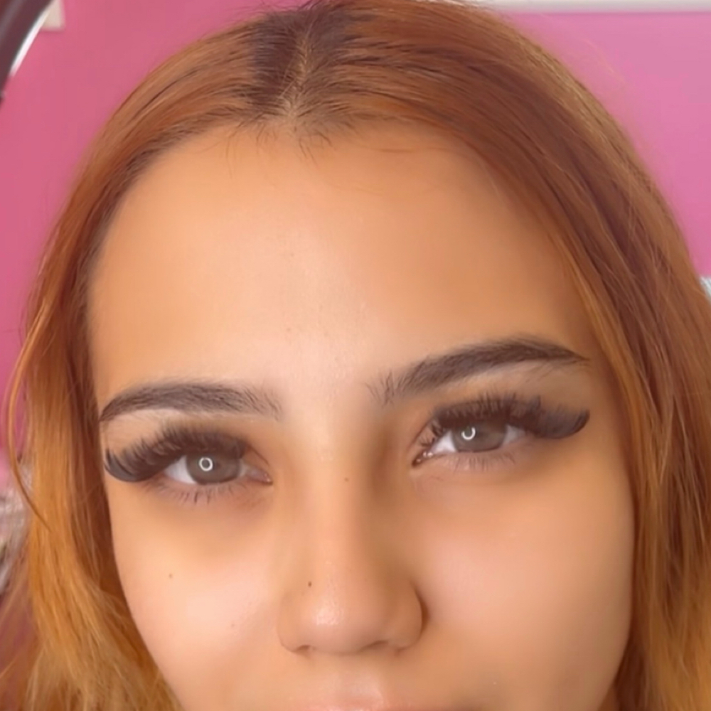 Angel Wings Lash Set at Lashesbykaritza in Hyasttville Md, MD