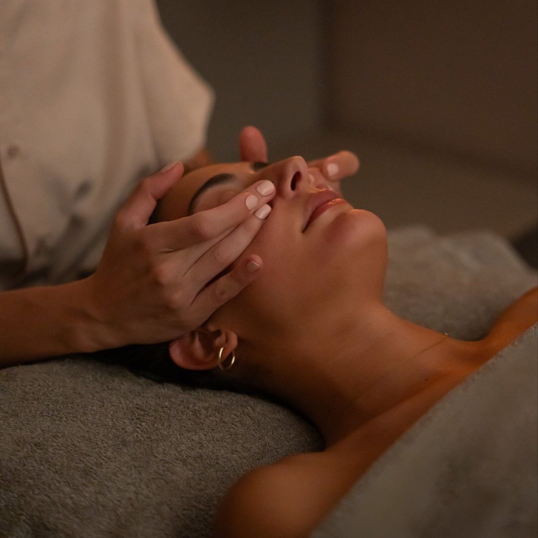 Lash Extensions + Facial Bundle at EMSESTHETIICS in Victorville, CA
