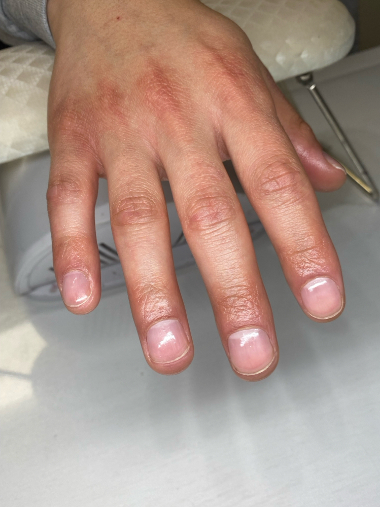 Simple Manicure
