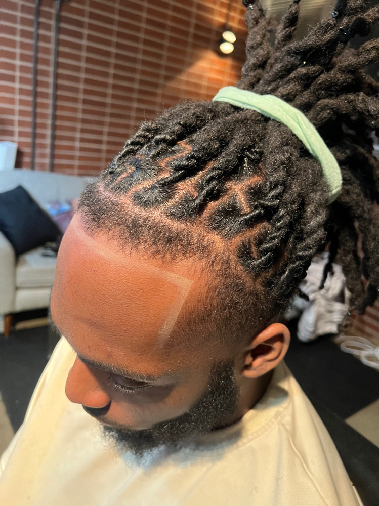 Retwist, Style & Wash at BOOKwSNOOK in Roanoke, VA