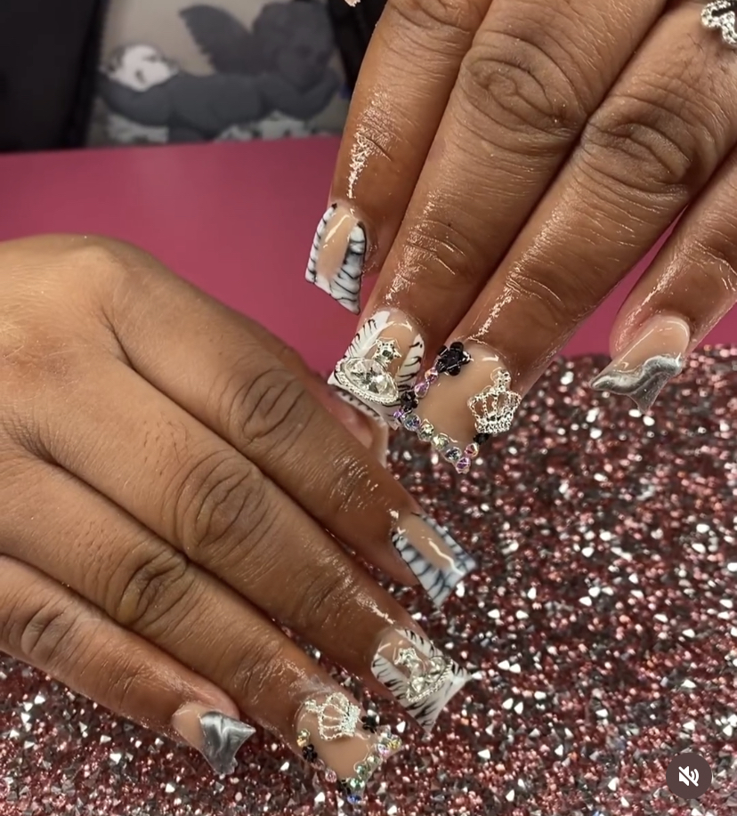 Duck Nails