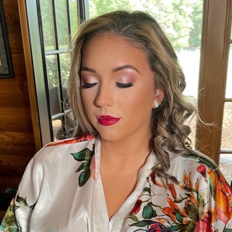 🧖🏼‍♀️ Bridal Glow Foundation at Blanche’s Beautiquè in Charlotte, NC