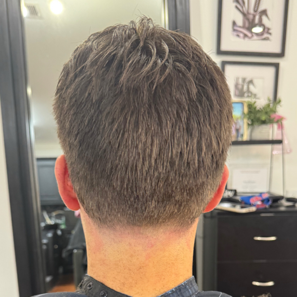 Mens Haircut at styledbyemma.roaton in Myrtle, MS