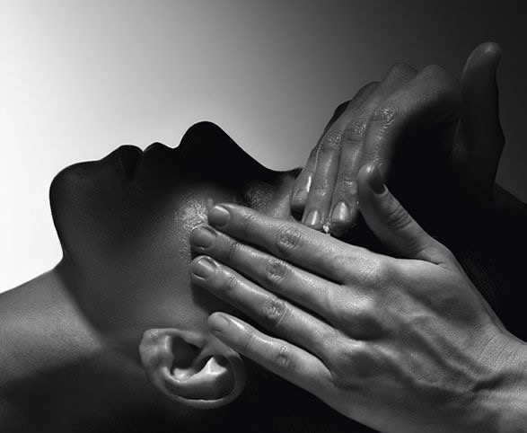 Scalp Massage at Couple of Cosmos in Paris, TN