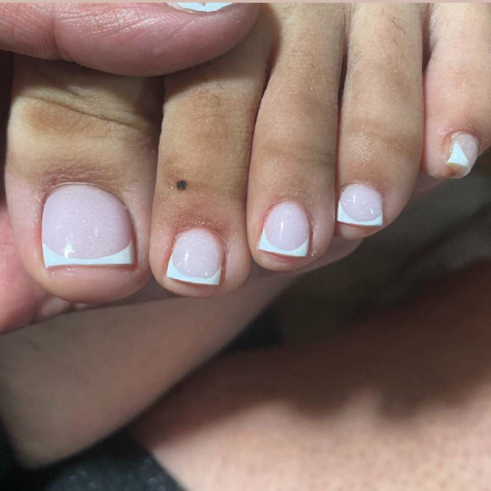 Toes [Acrylic] at Boutique & Spa Suite in Buffalo, NY