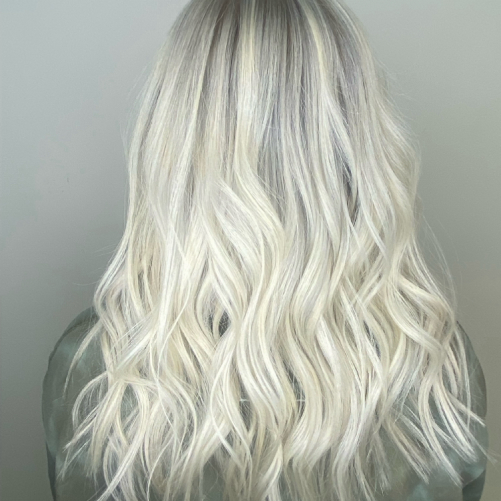 Full Color at Charlene  Kloeblen in Kansas City, MO