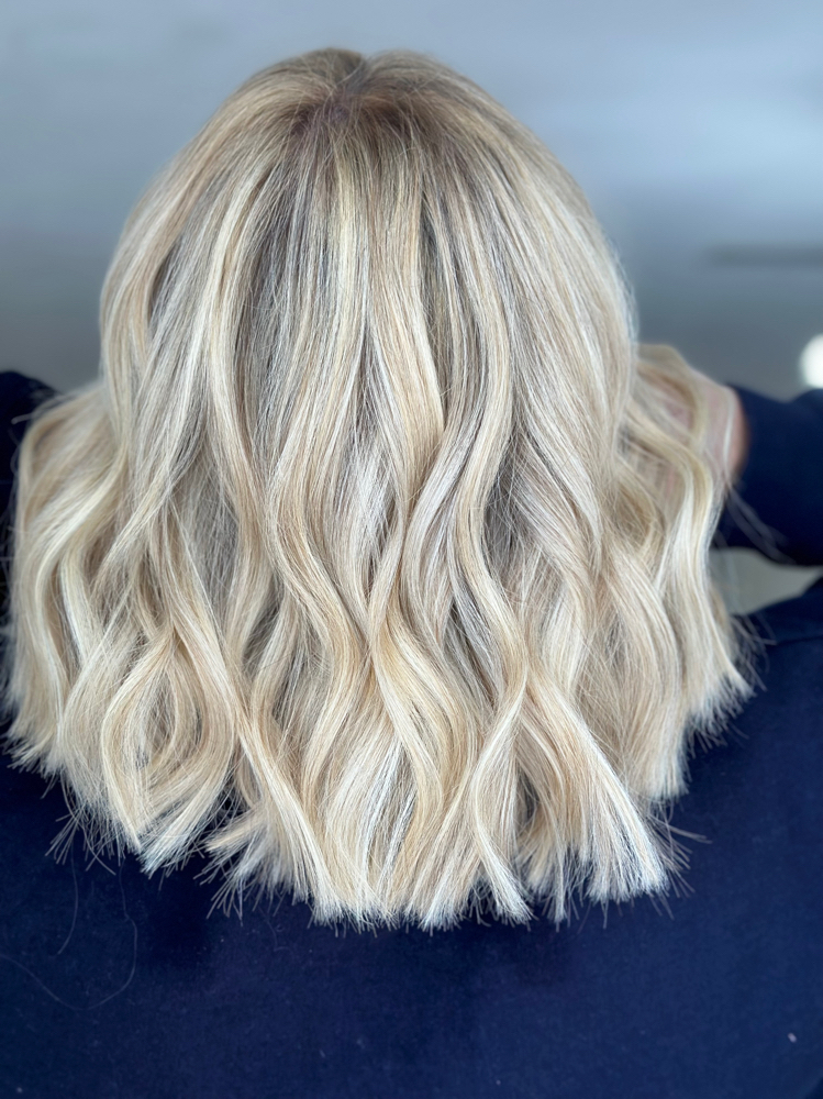 Color/ Extension Service Consult at Hairby_Sydneyyy in Flandreau, SD