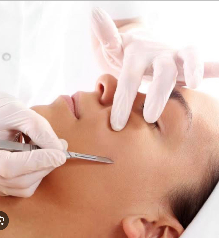 Dermaplaning Facial