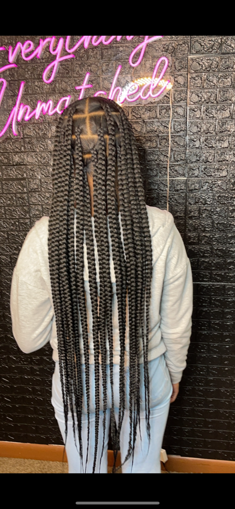 Large Knotless Braids