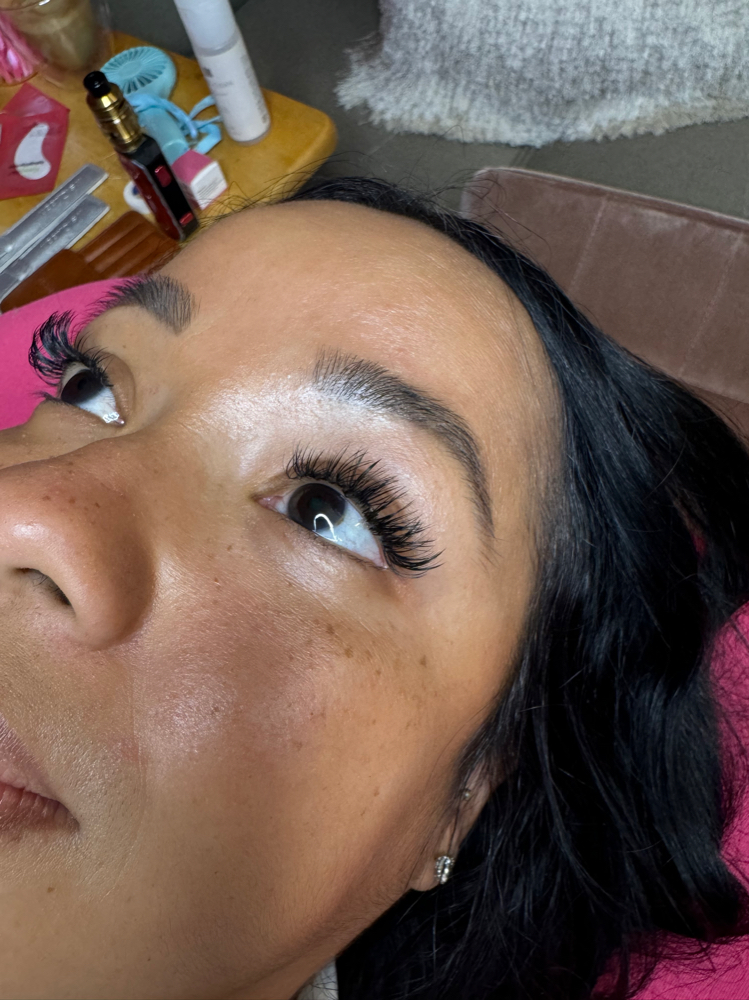 Hybrid Lashes