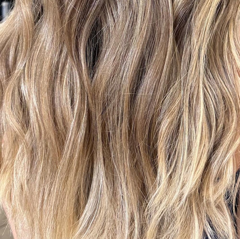 ⭑ Full Blonding at Styles By Jocy in Placentia, CA