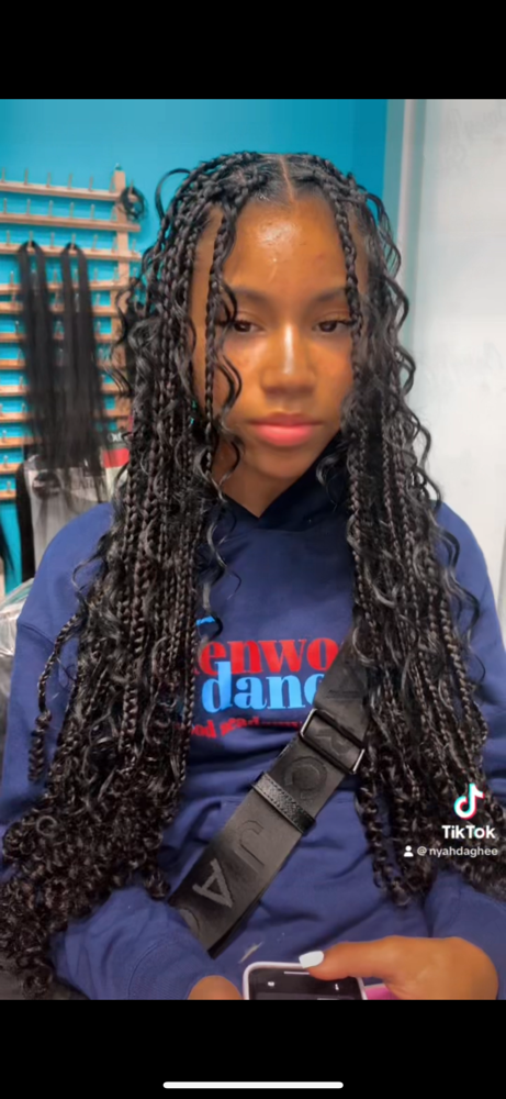 Smedium Boho Knotless Braids