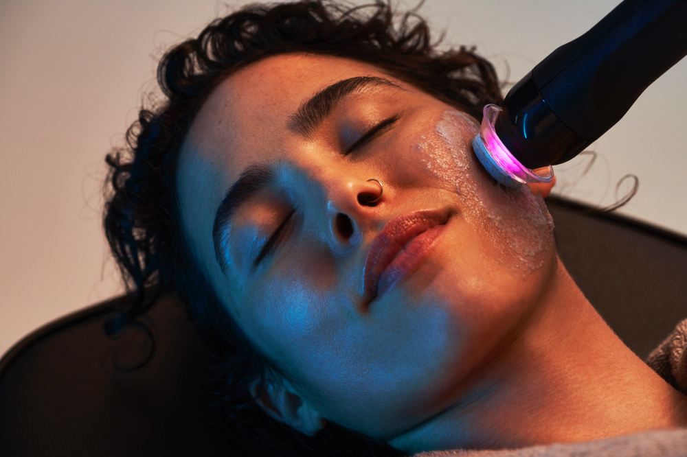 Platinum Glo2Facial