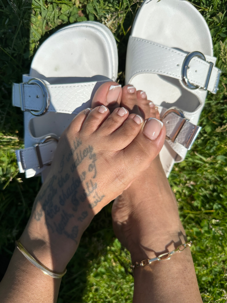 Deluxe Spa Pedicure