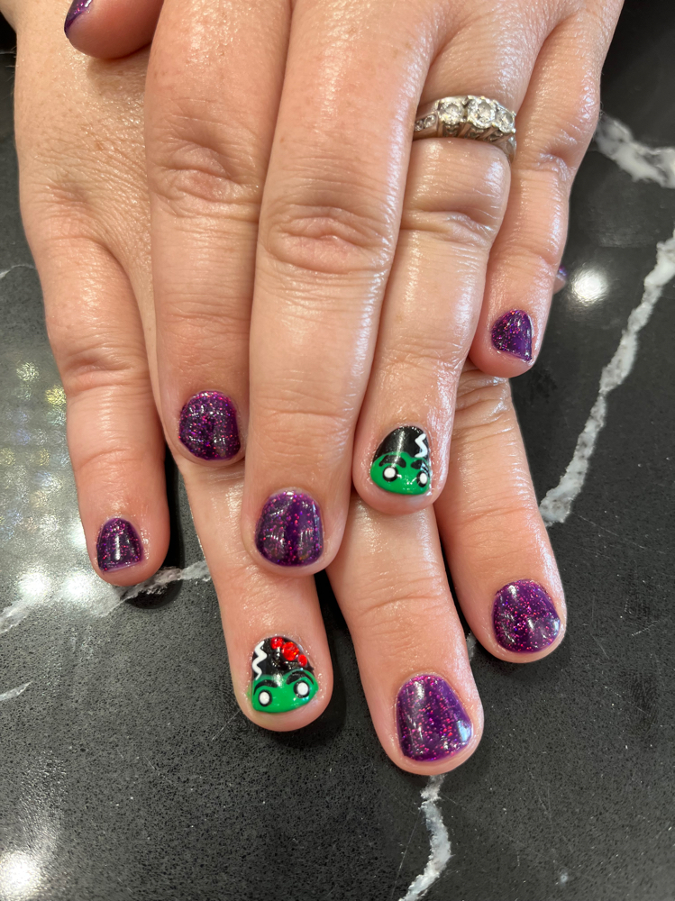 Gel Manicure With Nail Art