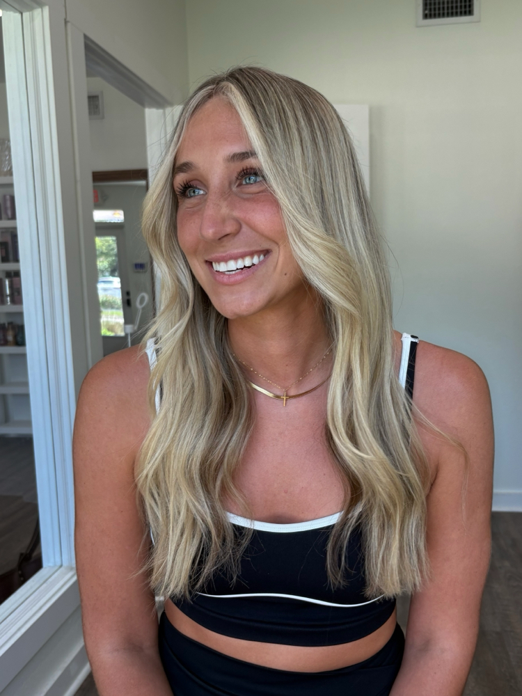 Morgan - Wash + Blowdry