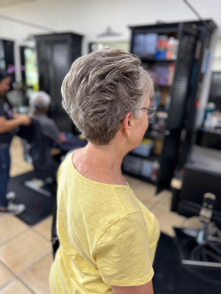 Women’s Haircut