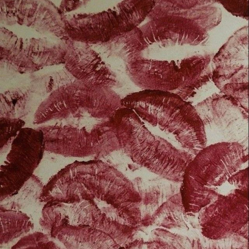 Chocolate Kiss Dermaplane Facial