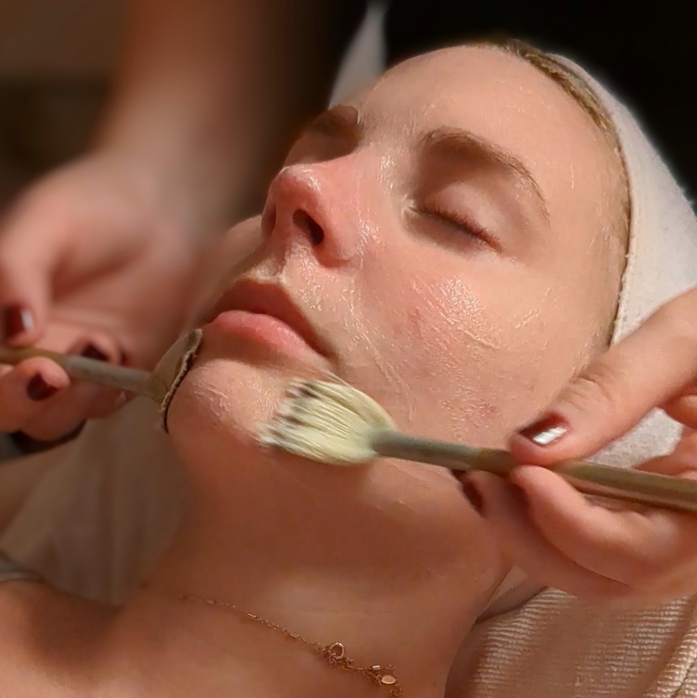 The In-Depth Facial-60 Minutes