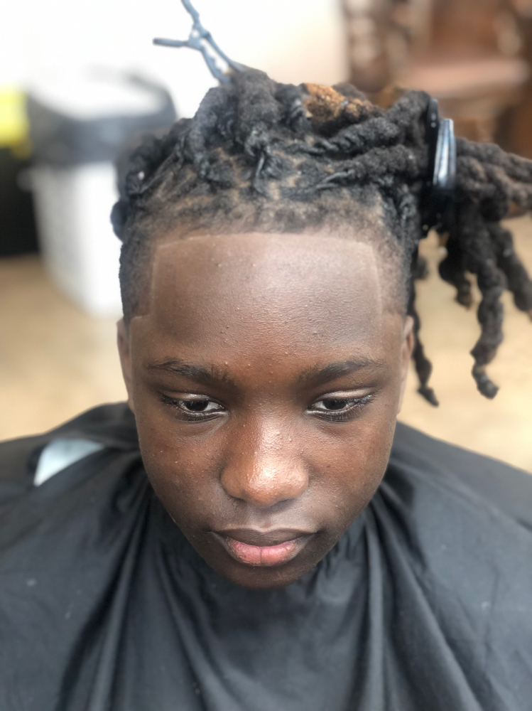 Lock Re-twist & Hair Cut